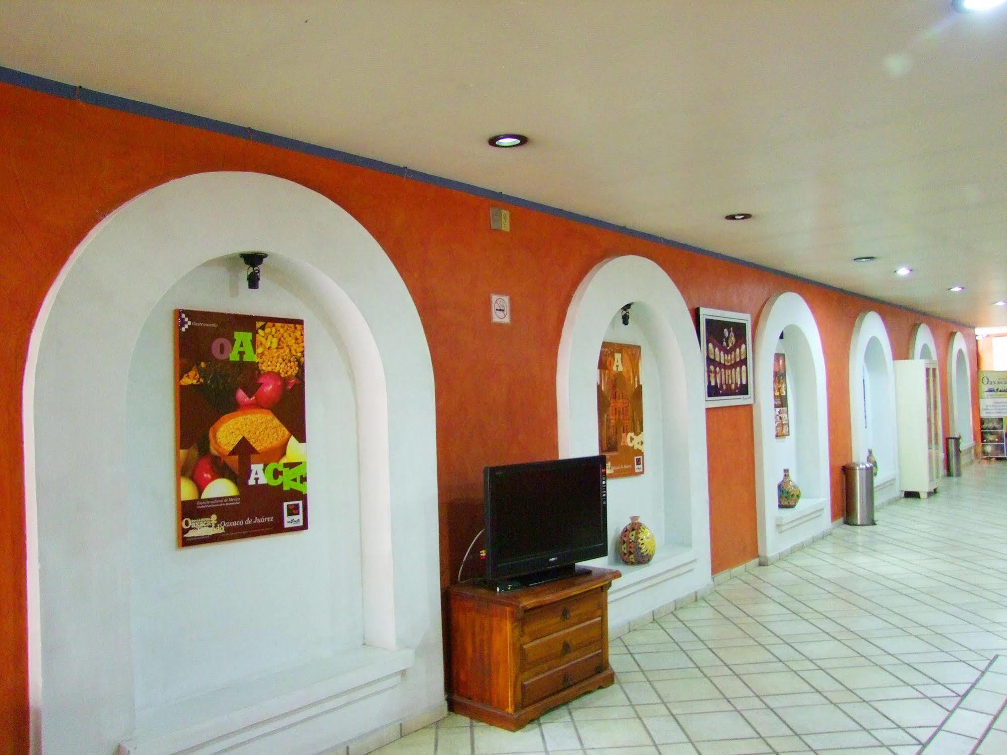 Hotel Oaxaca Dorado, Oaxaca Exterior photo